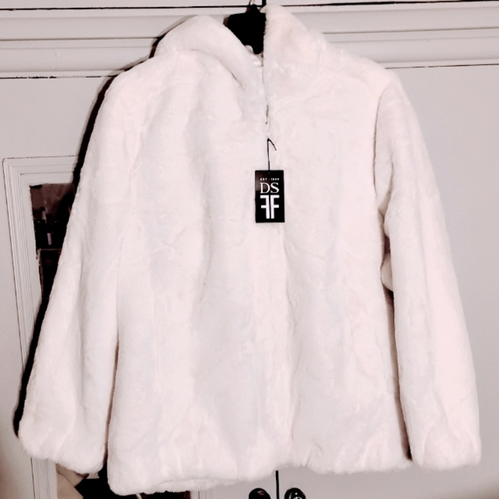 FABULOUS FURS Ivory Mink Faux Fur Coat with Hood NWT - 3X
